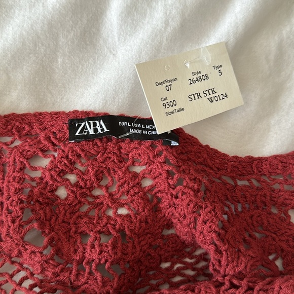 Zara Crochet Burgundy Crop Top - Picture 6 of 6